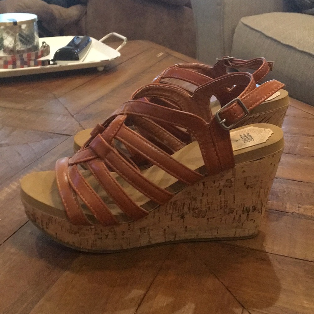 Women's Wedge Shoes